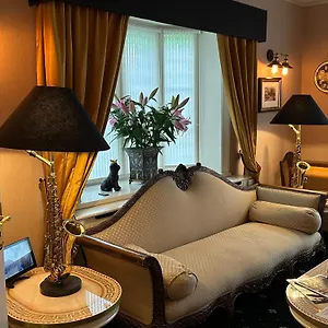 Bed & Breakfast House Chester